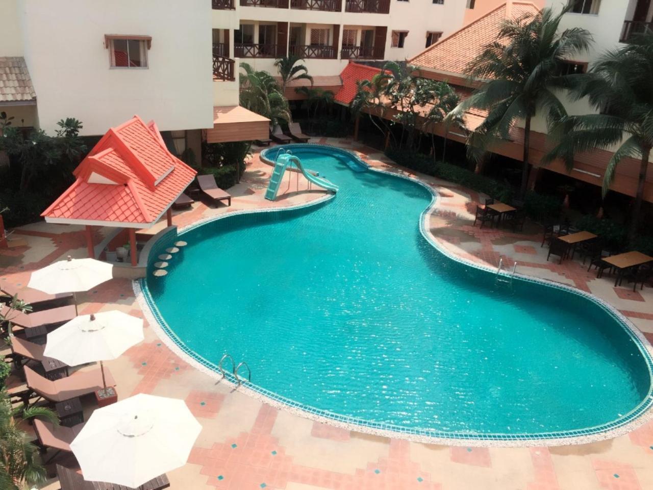 Phuphaya Resort Pattaya Buitenkant foto
