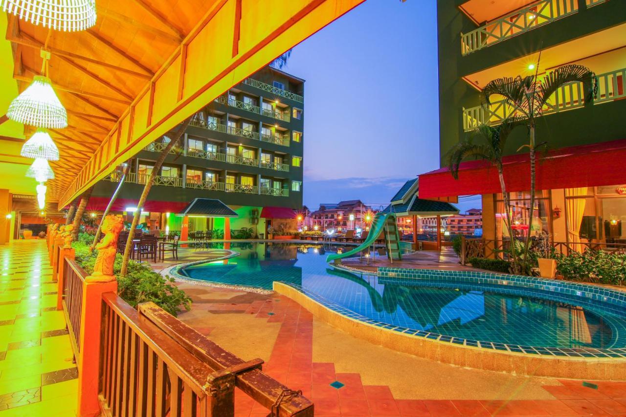 Phuphaya Resort Pattaya Buitenkant foto