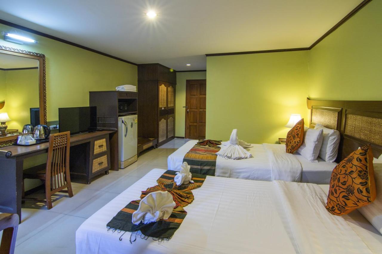Phuphaya Resort Pattaya Buitenkant foto