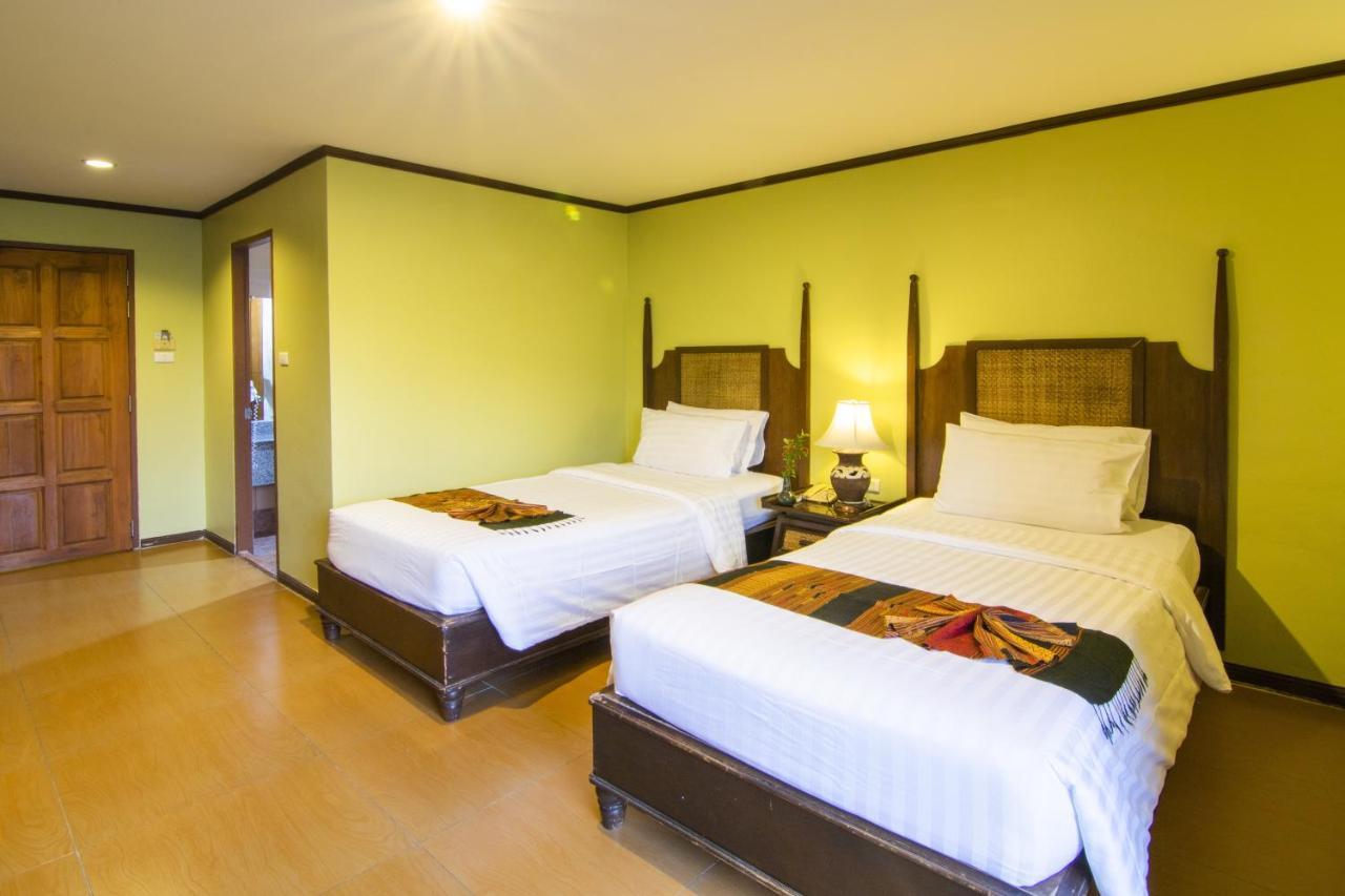Phuphaya Resort Pattaya Buitenkant foto