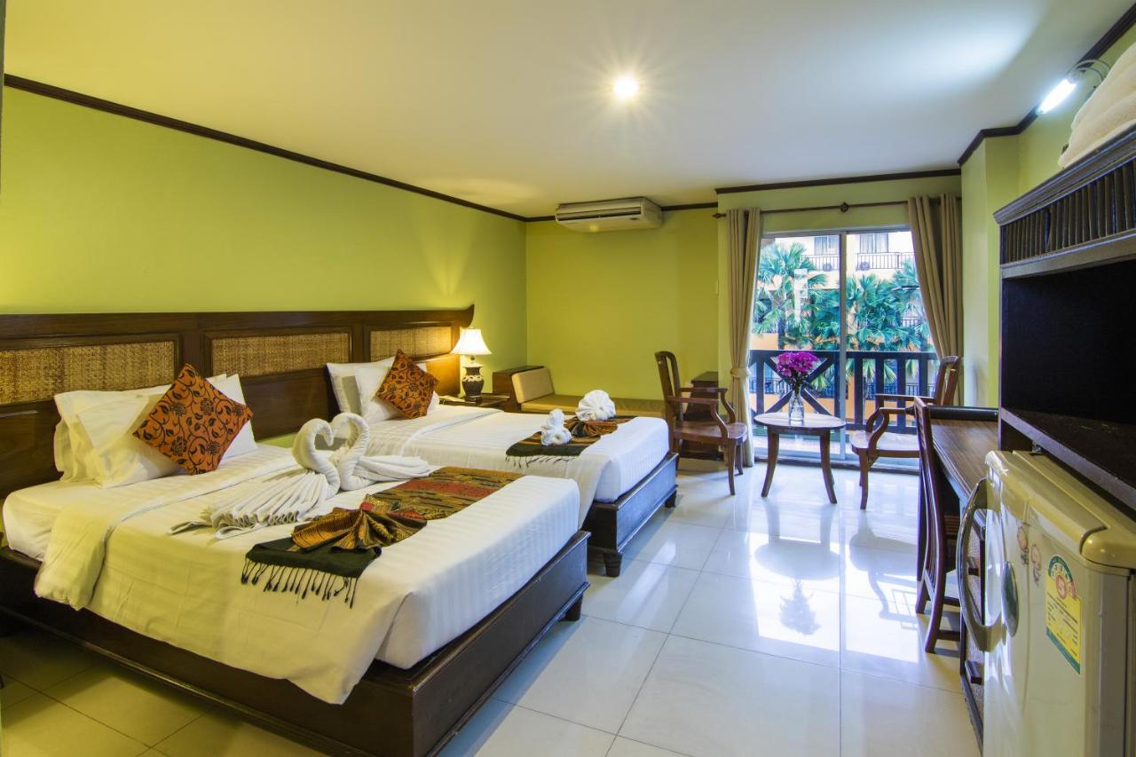 Phuphaya Resort Pattaya Buitenkant foto